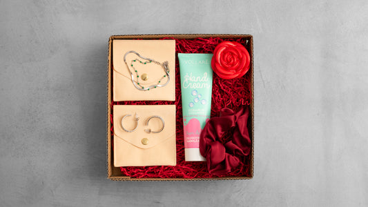 🌺 Elegant Touch Gift Box - Πολυτέλεια & Φροντίδα σε Κάθε Λεπτομέρεια